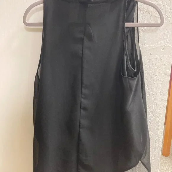 Xhilaration black multi layer sleeveless tank top - Picture 2 of 2